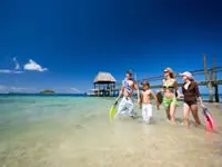 Family snorkelling - Malolo Island Resort