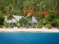 Malolo Island resort bure - Malolo Island Resort