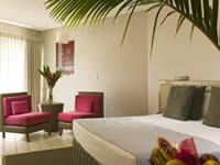 Deluxe room at Mercure Nadi
