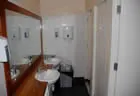 Dorm - Smugglers Cove Beach Resort & Hotel